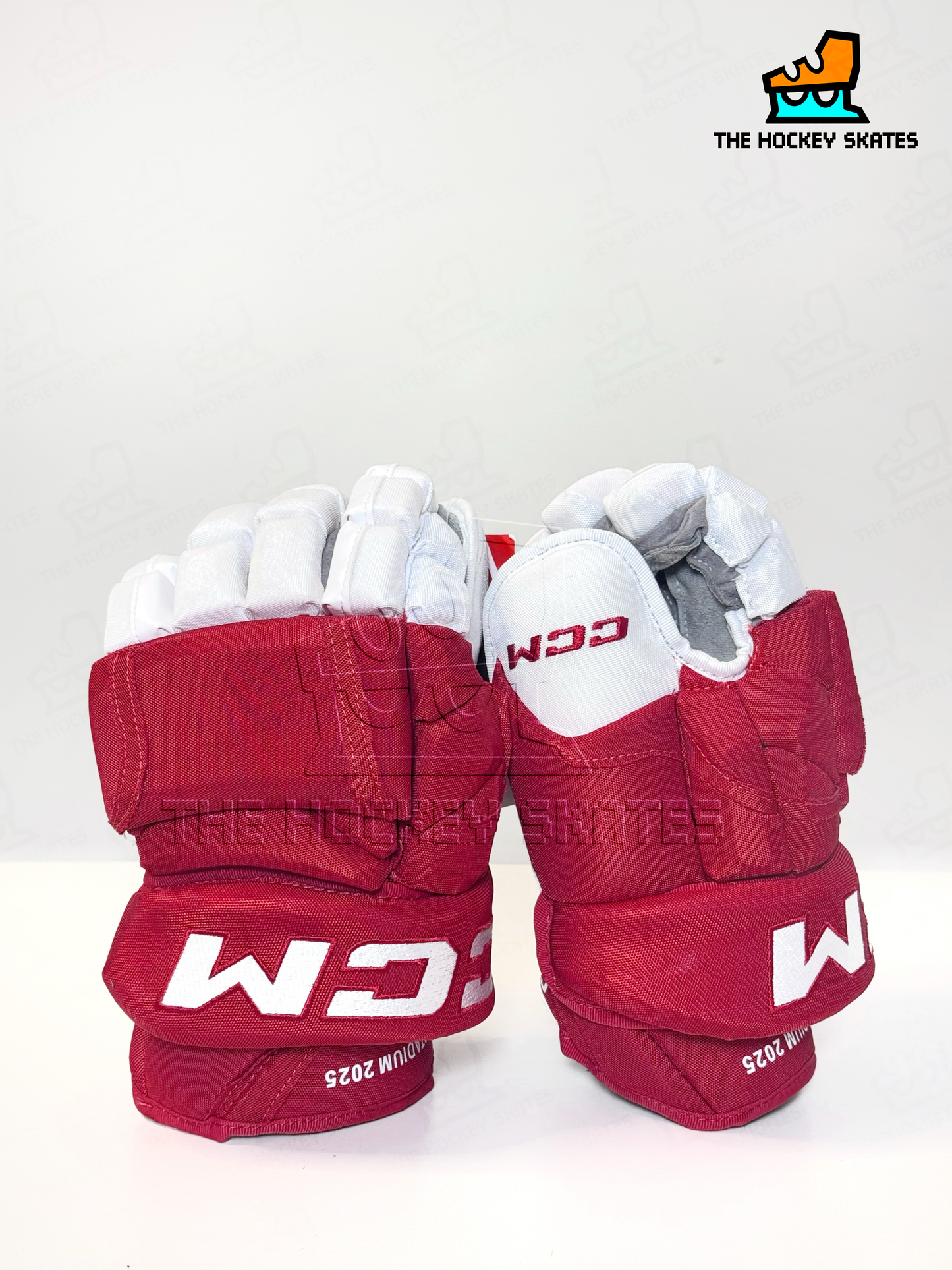 CCM HG12-Detroit Red Wings Stadium Series Hockey Gloves