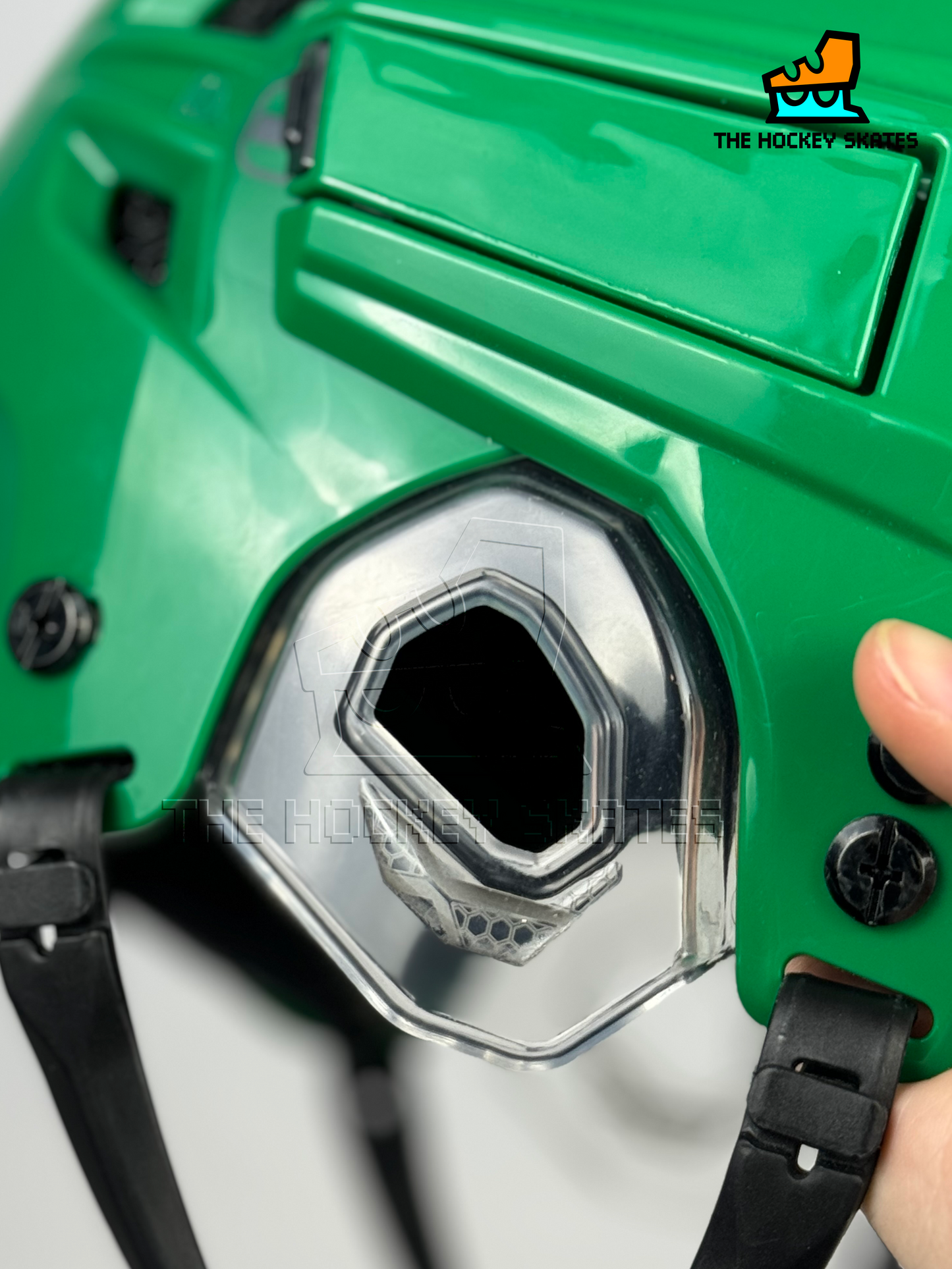 CCM Super Tacks X-St.Pats Green