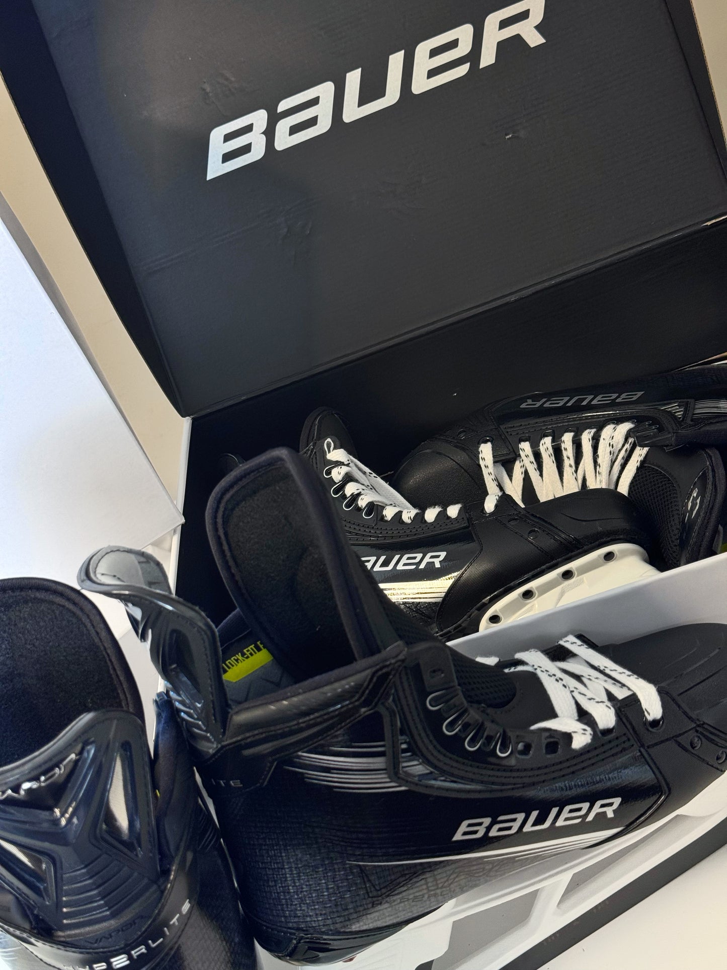 Bauer Hyperlite 2 Hockey Skates-Auston Matthews