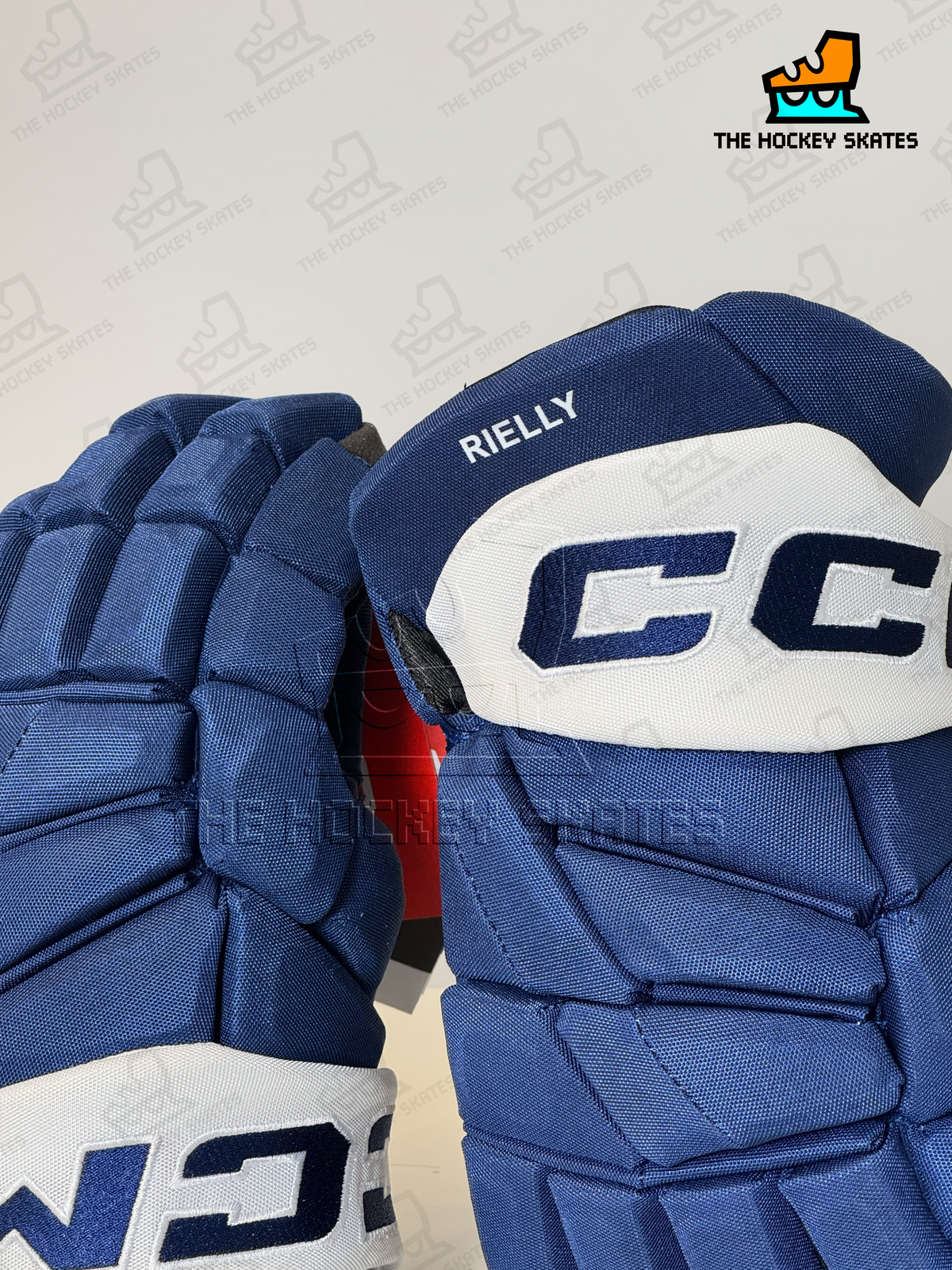 CCM HGPFT8SP Hockey Gloves-Toronto Maple Leafs-Morgan Rielly