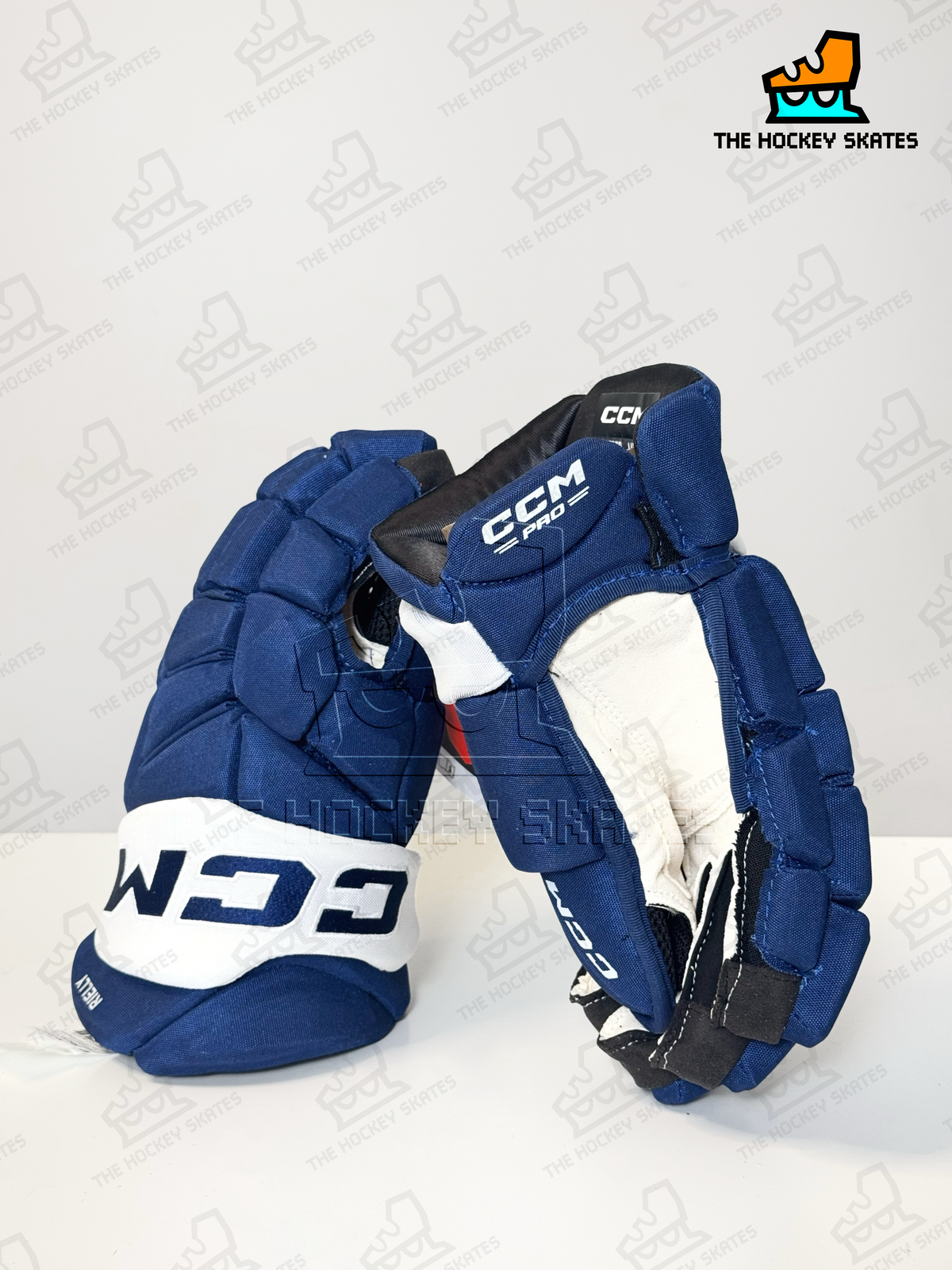 CCM HGPFT8SP Hockey Gloves-Toronto Maple Leafs-Morgan Rielly
