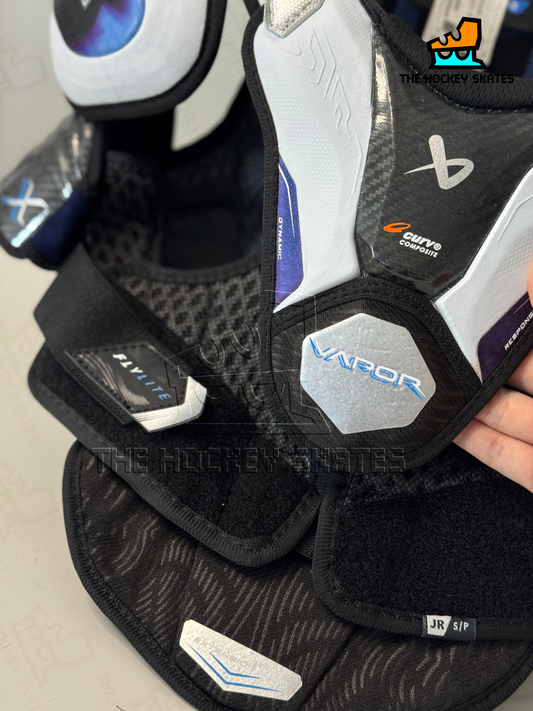 S25 Bauer Vapor Flylite Junior Shoulder Pad