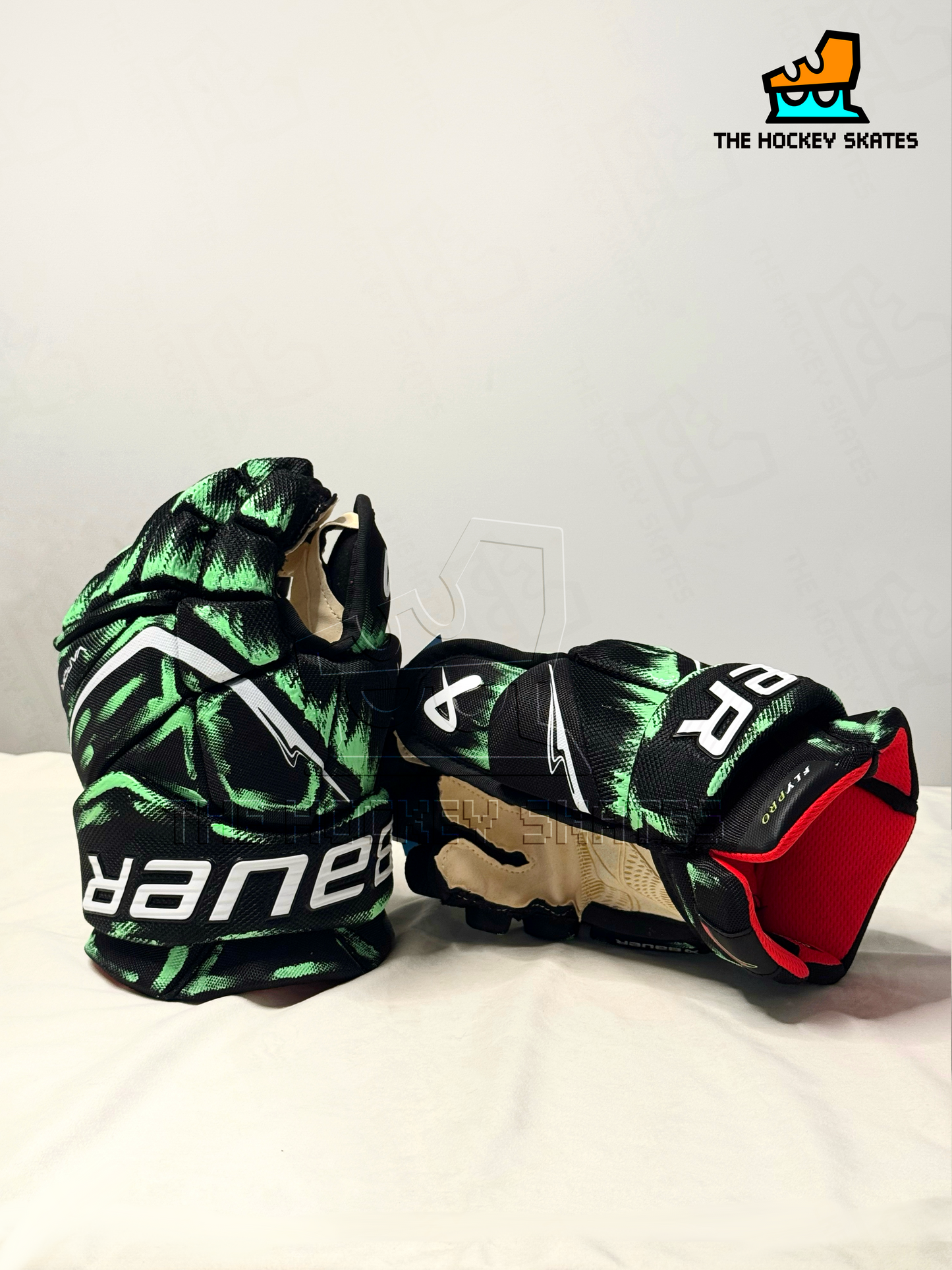 BAUER VAPOR FLYPRO GLOVE-S25-Bauer Galaxy Custom Gloves