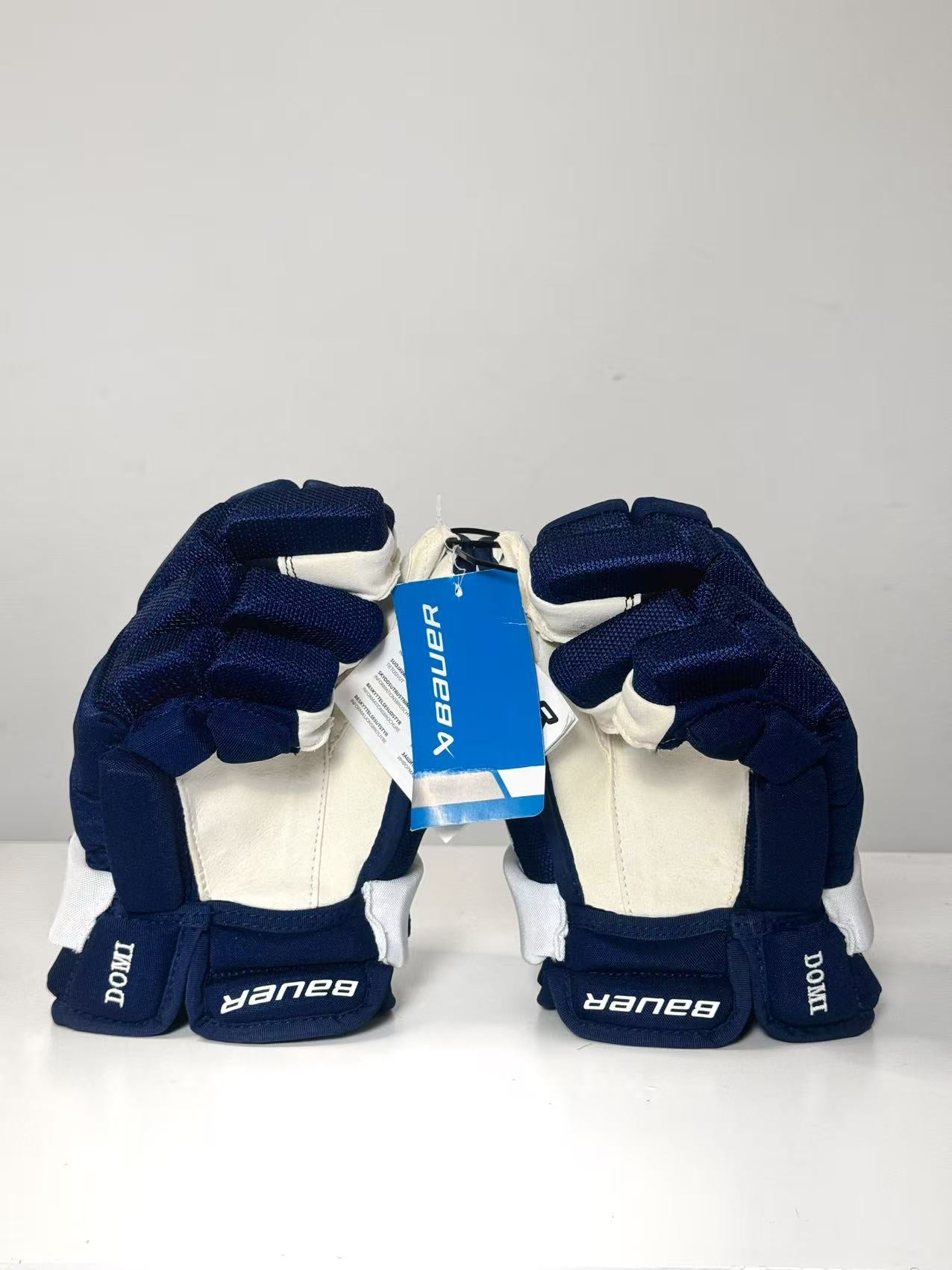 Bauer Vapor Hyperlite Hockey Gloves-Leafs-Custom