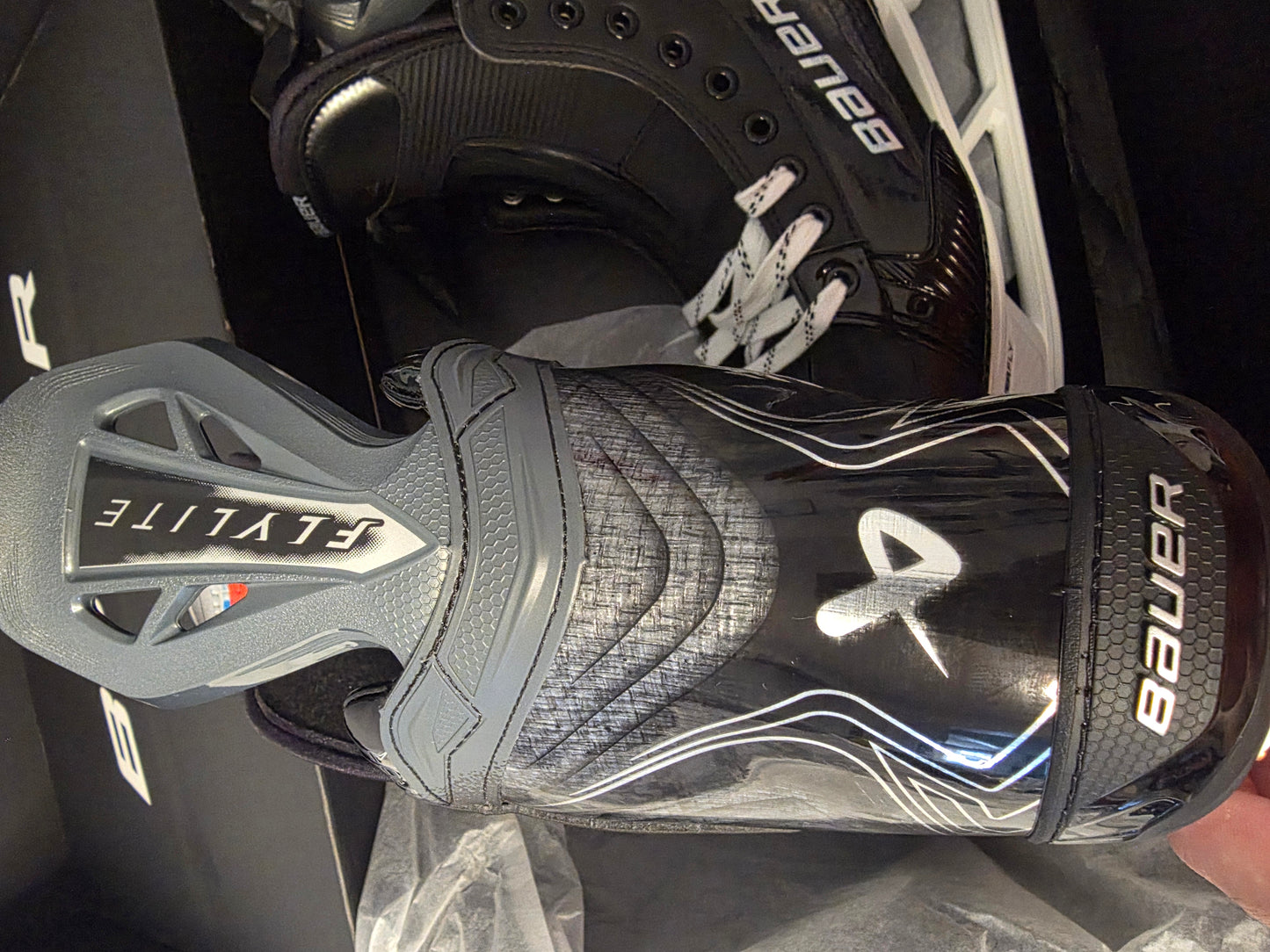 Bauer Vapor Flylite Pro Custom Skates-9.5
